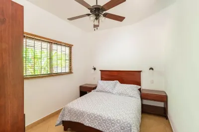 Serene Jungle Stay with Breathtaking Views Hoteles en 