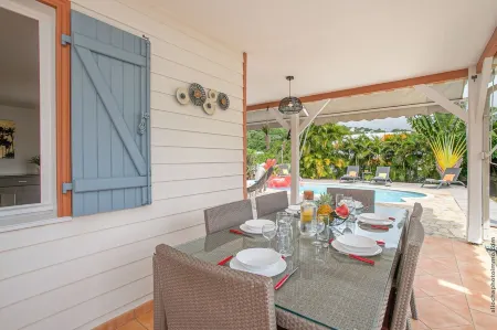 Villa Surelles: Peaceful Haven with Private Pool in Le Diamant, Martinique