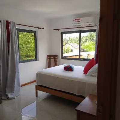 Les Forbans Self Catering Boutique Apartment アンス・インテンダンス周辺のホテル