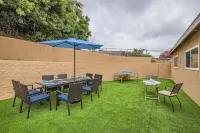 Awesome 6Br - 15 Min to Beach Hotels in Oceanside