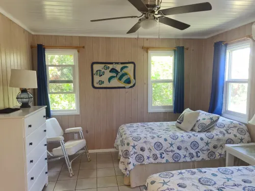 Beautiful waterfront home w/ private dockage within HT Harbour