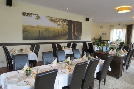 Ringhotel Alfsee Piazza Отели в г. Брамше