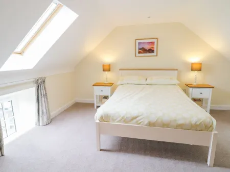 Plas Tirion Cottage Отели в г. Мостин