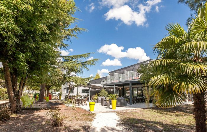 Logis Hotel Restaurant & Spa Au Comte d'Ornon