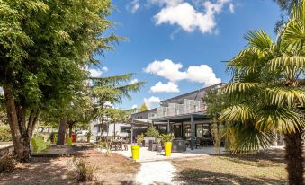 Logis Hotel Restaurant & Spa Au Comte d'Ornon