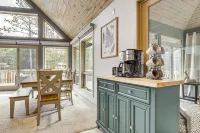 2 Mi to Sand Valley: Family Getaway w/ Deck! - Wi-Fi