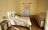 Rustic Charm, Olivo Suite with Private Bathroom and Unique Views