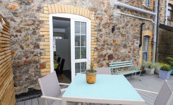 Harbourside Apartment
