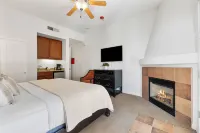 Deluxe King Casita 1 Bedroom Condo by RedAwning - balcony
