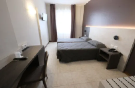 Hotel Mistral Hotels near Milan Rogoredo - Train Station