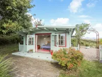 Songbird Hideaway - parking