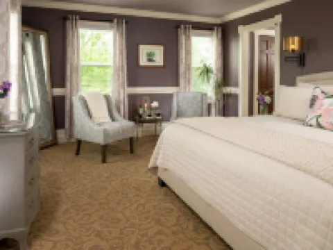 The Jacqueline House Hotels in Lawrence County