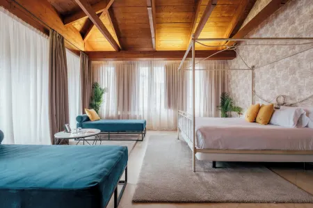 Hotel Cetina Palacio Ayala Berganza Отели рядом с достопримечательностью «Casa de la Moneda»