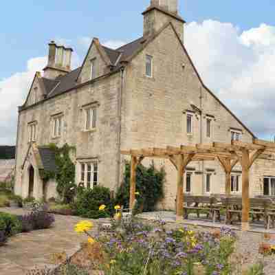 Hammonds Farmhouse Hotel Exterior