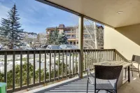 Close to Beaver Creek & Vail: Cozy Edwards Condo! - balcón