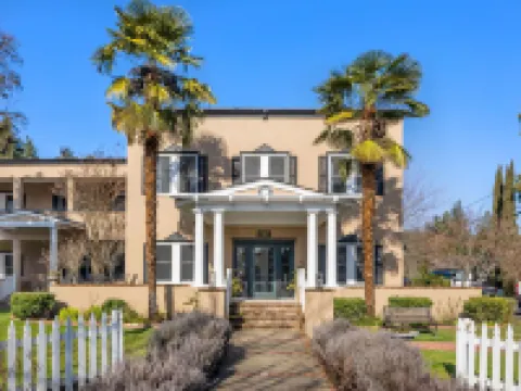 Magnolia Hotel = 木蘭酒店 杰克遜維爾酒店