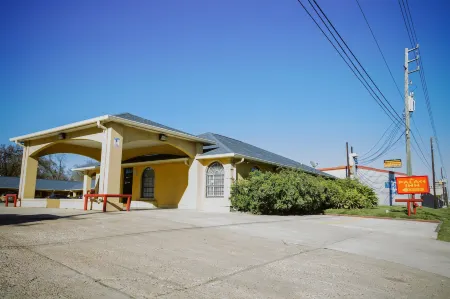 Regency Inn - Channelview