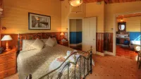 Island View Spa Cottage Hotels in Smithton