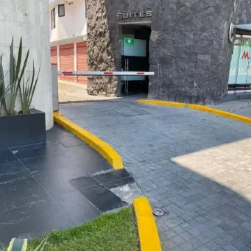 Hotel M Red