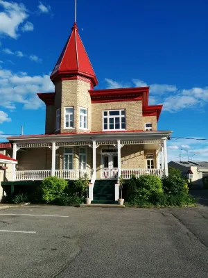 Hotel Motel le Regent Hotels in Beauport