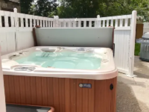 Bross Hotel B & B Hotels in Delta County