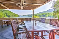 Mtn-View Gem in Lake Lure w/ Game Room & Fire Pit - Kæledyr tilladt