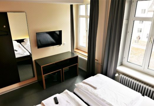 EasyHotel Zürich City Centre의 심플한 복도