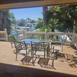 waterfront elegance - bar