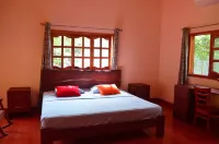 Large 3 bedroom house just 5 minutes from Chinandega Các khách sạn ở 
