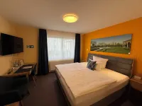 Parkhotel Marzahn Hotels near Kaulsdorf