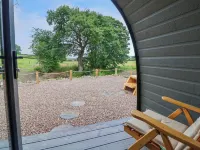 Heron Pod Hotels in Oswestry