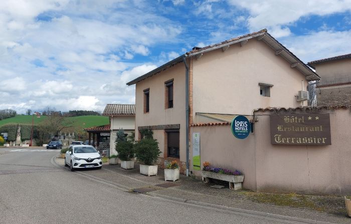 Logis Hôtel Chez Terrassier