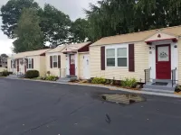 Hills Motor Court & Marina Hotels in Clayton