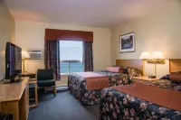 Shallow Bay Motel & Cabins Conference Centre Hotels in 