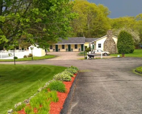 Tallwood Motel Wells Hotels in Wells