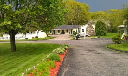 Tallwood Motel Wells Hotels in Wells