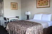 Parks Inn Bowie - parking