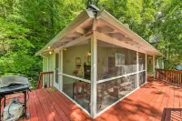 Smoky Mtn Cottage on Creek w/ Lanai & Forest Views - 3-Star