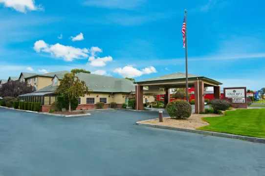 Oxford Suites Hermiston