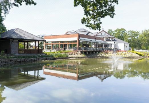 콜루므나 파크 호텔