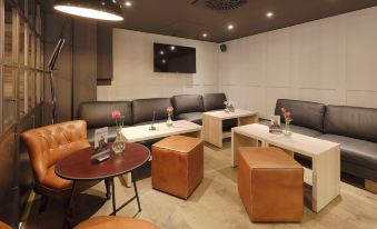 Coffee Fellows Hotel Dortmund - Housity
