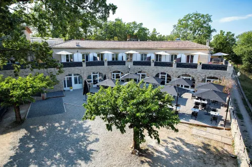 Domaine de la Mautanne Hotels in Sainte-Tulle