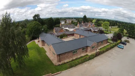 Cock O' Barton Отели в г. Пекфортон