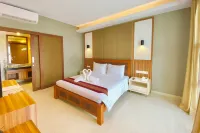 Queen of the South Resort Hotel a Purwosari