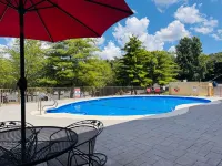Wander Inn - piscina