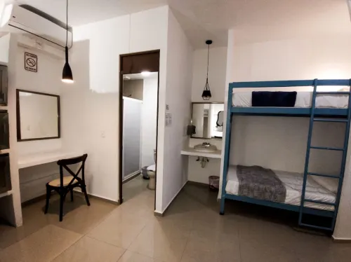 HOSTAL DEL MAR