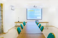 Sleep Inn Hotel - Kariakoo Các khách sạn ở Dar Es Salaam