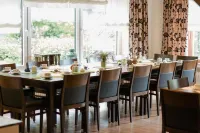 Friesen Hotel - breakfast