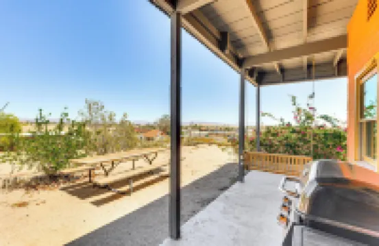 5 Mi to Joshua Tree National Park Desert Oasis! Hotels in Twentynine Palms