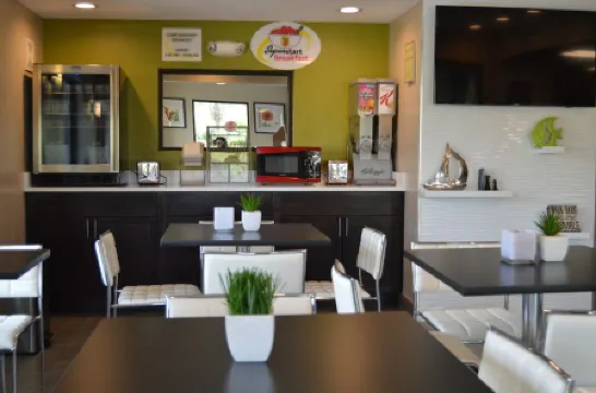 Super 8 by Wyndham Stockbridge